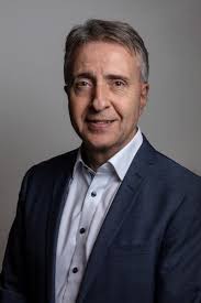 Vi skal spille hinanden gode