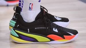 — shams charania (@shamscharania) may 10, 2021 Erscheinungsdatum Des Rs Traumers Von J Cole Puma Venerate