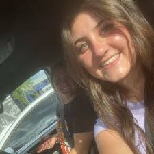 Bella Warner (@bellawarner27)