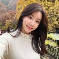 Elle MacMillan Hogan