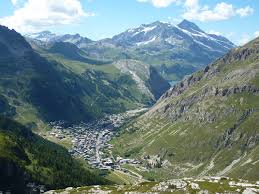 Ce forfait est sans engagement et disponible au choix sur le réseau orange ou le réseau sfr. Val D Isere Wikipedia
