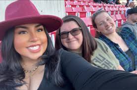 I knew I wanted to see Post Malone and Jelly Roll, but I just trusted I'd  get there somehow. And the stars aligned ✨🤣 I scored some floor seats