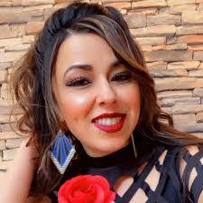 Renee Saavedra's Instagram, Twitter & Facebook