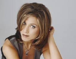 Наибольшую известность получила за свою роль в телесериале. Friends Why Jennifer Aniston Couldn T Stand Her Iconic Rachel Hairdo Sahiwal