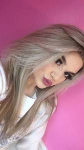 Silverhair Grey Platinumblonde Makeupideas Makeup Haircolor Hairstyle Haarfarbe Frisuren Haircolorhighlights Sac Sac Ve Makyaj Sac Modeli Fikirleri