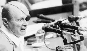 Arman trifulca en alta mar