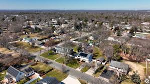 About Islip Terrace | Schools, Demographics, Things To Do - Homes.Com
