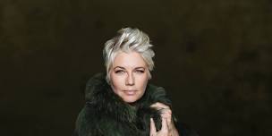 Melinda Schneider