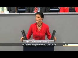 Die politikerin und bundestagsabgeordnete der linkspartei sahra wagenknecht startet ihre linkes alternativprojekt «aufstehen» im internet. Sahra Wagenknecht Die Linke Frau Merkel Losen Sie Sich Aus Dem Schlepptau Der Us Kriegspolitik Youtube