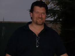 Il pneumologo ed ex primario del reparto di pneumologia dell'ospedale di mantova, nella tarda serata di ieri, martedì 27 luglio, è stato trovato morto nella sua abitazione di eremo, un frazione di curtatone, in provincia di mantova. Tricase Ora E Ufficiale E Antonio De Donno Il Candidato Sindaco Del Centrosinistra Il Gallo