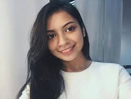 Jeryl Lee李佩玲- Jeryl Lee李佩玲added a new photo.