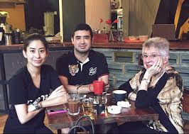 Aspires to be a dynamic knowledge gateway. Senyuman Mesra Tunku Tun Aminah Di Instagram Menambat Hati Rakyat