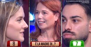 I Soliti Ignoti, il parente misterioso non riconosce suo figlio. Amadeus  interrompe tutto: "Ma di chi? Che dice?"