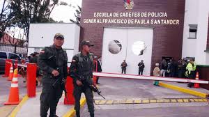 Toda nuestra solidaridad con las. Del Atentado Con Carro Bomba A La Escuela Superior De Guerra En 2006 Al De La Escuela De Cadetes Zona Cero