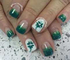 Ilnp's reminisce is a chrome nail polish that will look decent with black, white, gray, or brown. Ombre St Patricks Day Nails Irish Nails St Patricks Day Nails Saint Patrick Nail