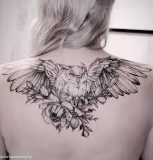 Fliegende Eule Tattoo Auf Dem Rucken Von Diana Diana Tattoos Auf Blacktattoodesign Dem In 2020 Eulen Tattoo Eulen Tattoo Frau Tattoo Frauen