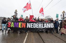 Op de kaart in duitsland staat nederland bijna volledig op code rood. Rood Amsterdam Photos Facebook