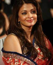 The Beautiful Aishwarya Rai Aishwarya Rai Hairstyle Actress Aishwarya Rai Most Beautiful Indian Actress