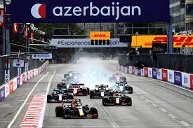 Au niveau des constructeurs, le combat entre mercedes et red bull se poursuit. F1 Bakou Victoire De Perez Vettel Et Gasly Sur Le Podium F1only Fr L Actu De La F1 En 2021