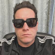 Adam Bantz (@adambantz)