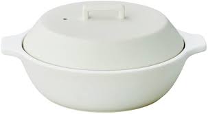 To make a hearty meal with a japanese clay pot, simply add a base broth like fish or chicken stock and combine with an assortment of meat and vegetables. Kakomi Ih Donabe Traditional Japanese Clay Pot Steaming Cooking Braising Suitable For Various Cooking Methods Kinto Amazon De Kuche Haushalt