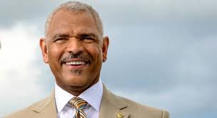 Carnival-Chefs verkaufen Aktien