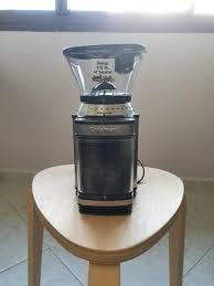The supreme will grind coffee to a much more consistent size of particle regardless of the coarseness. Coffee Grinder Electric Cuisinart Dbm 8 Supreme Grind Automatic Burr Mill Home Appliances Kitchenware On Carousell