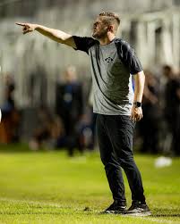 Isotton completa 50 jogos no Mixto e projeta duelo contra o Capital-DF: “Precisamos somar pontos”