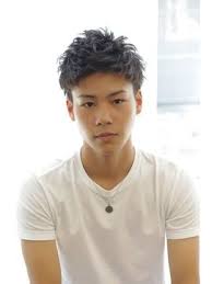 三宮 block ツーブロックショート x2f block ブロック をご紹介 2017年春の最新ヘアスタイルを100万点以上掲載 ミディアム ショート ボブなど豊富な条件でヘアスタイル 髪型 アレンジをチェック メンズヘアカット 髪型 メンズ ヘアスタイル