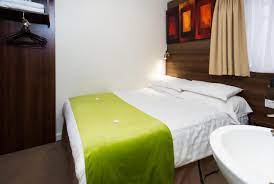 This part of town borders hyde park, mayfair, marylebone, edgware road and oxford street. Marble Arch Inn London Aktualisierte Preise Fur 2021