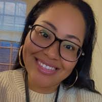 100+ "Shelly Sanders" profiles