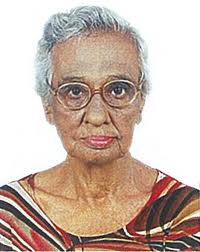 Clara Sequeira's Instagram, Twitter & Facebook