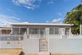 851 Clavel, Guayama, PR 00784