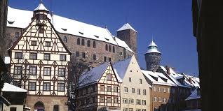 Was man durchaus vergisst, wenn man nur die malerische altstadt mit fachwerkhäuschen, „drei im weggla und burg vor augen hat. Kaiserburg Nurnberg Tourismus
