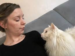 I'm really feeling his death, the loss, and the realization that I'll never  have that feeling his concerts gave me. I have the music, but I feel a deep  sadness. The newly