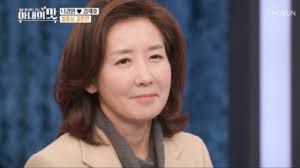 오늘 처음 만난 두 동갑내기. Y6wu6mxdvvz3cm