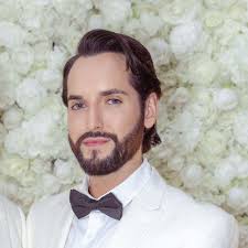 Christina McLaughlin and Enayat Sahebi's Wedding Website