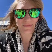 Lake Harriet Winter Kite Festival Saturday, January 25, 2025 Noon to 4pm  🪁Big Kites 🪁Little Kites 🪁Art 🪁Music 🪁Dance Party 🪁S'mores 🪁Food  Bring a kite, buy a kite or just come to