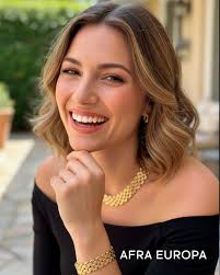 Jackie Brazil es alta bisutería hecha a mano en Brasil. Especialistas en  hacer piezas únicas y personalizadas, en esta edición de #Bisutex2019  presentan 20 colecciones como representación de lo mejor de sus