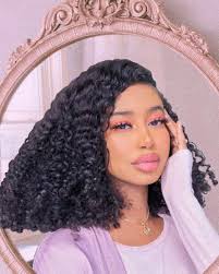Samira Ahmed On Instagram Magic Mirror On The Wall Curly Hair Styles Makeup Looks Beauty