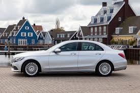 Rijtest Mercedes Benz C350e Femmefrontaal Mercedes Mercedes Benz Zakenvrouwen