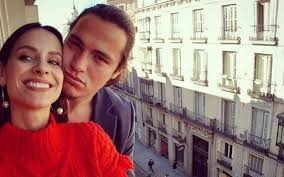 Garantiu que cantor estava vivo quando o raptaram junto a casa. Joao Mota E Mariana Monteiro Cada Vez Mais Apaixonados Casal Comemora Data Especial Com Um Por Do Sol Romantico Nova Gente