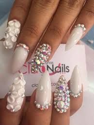 Summer Nail Art Designs 2017 Check Out These Cute Summer Nail Art Designs That Are Inspiring The Freshest Summ Crystal Nails Rhinestone Nails Nail Art Designs