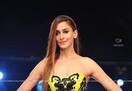 Love story of apurva agnihotri and shilpa saklani apurva made his debut in acting from the film, pardes after his debut, shilpa. Shilpa Saklani Agnihotri Joins Kaleerein As The Newest Antagonist India Forums