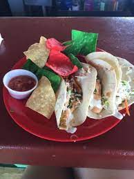1/2 tsp cumin, 1/2 tsp cayenne pepper, 1 tsp salt and 1/4 tsp black pepper and evenly sprinkle the seasoning mix over both sides of tilapia. Fish Tacos Picture Of Red Fish Blue Fish Pensacola Beach Tripadvisor