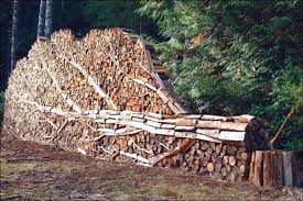 The Best Kind Of Art Wood Stacking Art In 2020 Stacking Firewood Stacking Wood Firewood Logs