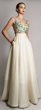 Las faldas largas para bodas no son ninguna novedad! Las Mejores 21 Ideas De Faldas Para Bodas Vestidos De Fiesta Faldas Vestidos