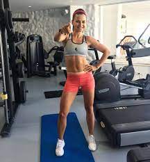 Anna's husband polish striker robert lewandowski comes from a family of great athletes; Anna Lewandowski Hints Move To Mls For Robert