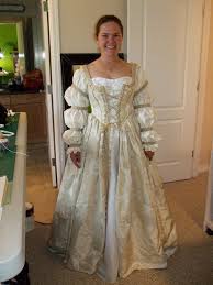 Very Pretty Bishop Sleeves Renaissance Wedding Dresses Wedding Dress Styles Dresses