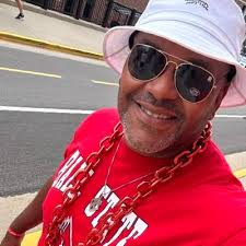 Jenny Bae-Kim (@JennyBaeKim1)